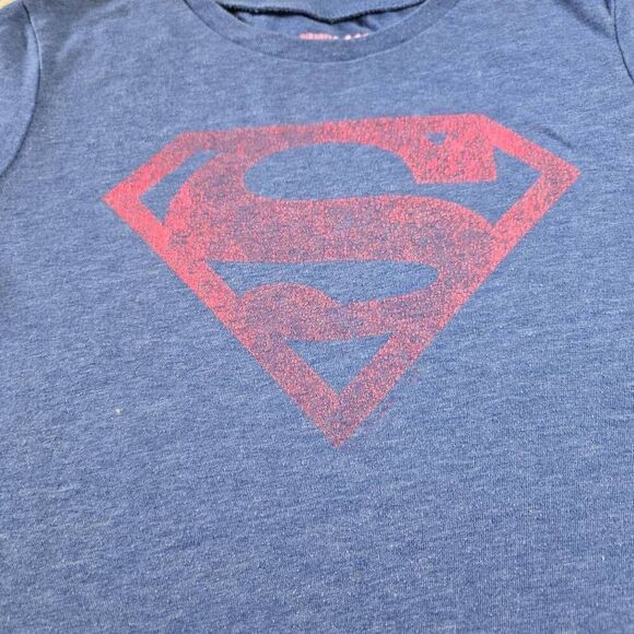 Old Navy Collectabilities Superman Girl shirt L10/12 - Picture 2 of 4